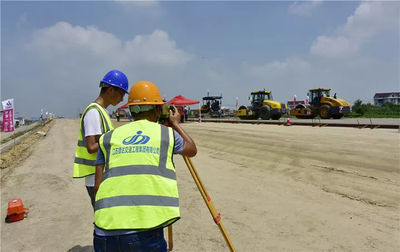 海啟高速重要節(jié)點圓滿推進(jìn) 路面工程正式啟動，工程技術(shù)服務(wù)保駕護(hù)航